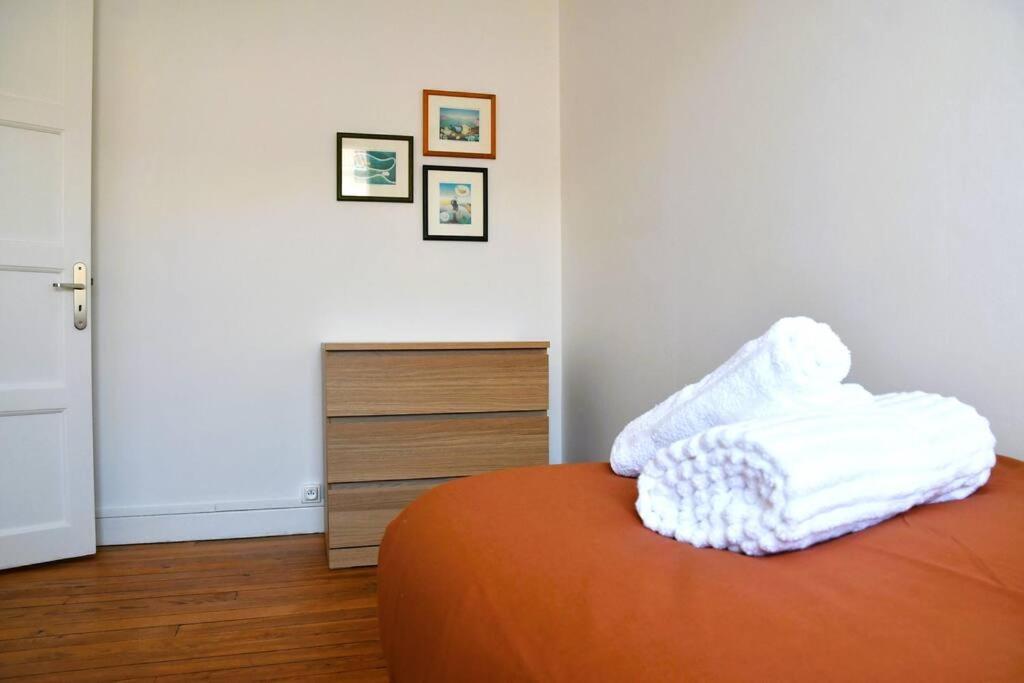 Vue Pyreneenne Elegante Avec 2 Chambres Tarbes Eksteriør bilde